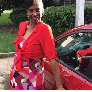 Meet your Posher, Debbie